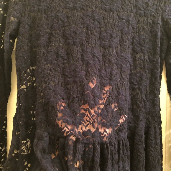 Dulcie Dark Navy, Floral Lace, Peplum Long Sleeve - Picture 5 of 7